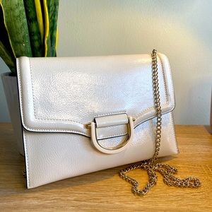 TOPSHOP creme/off-white purse w chain strap!